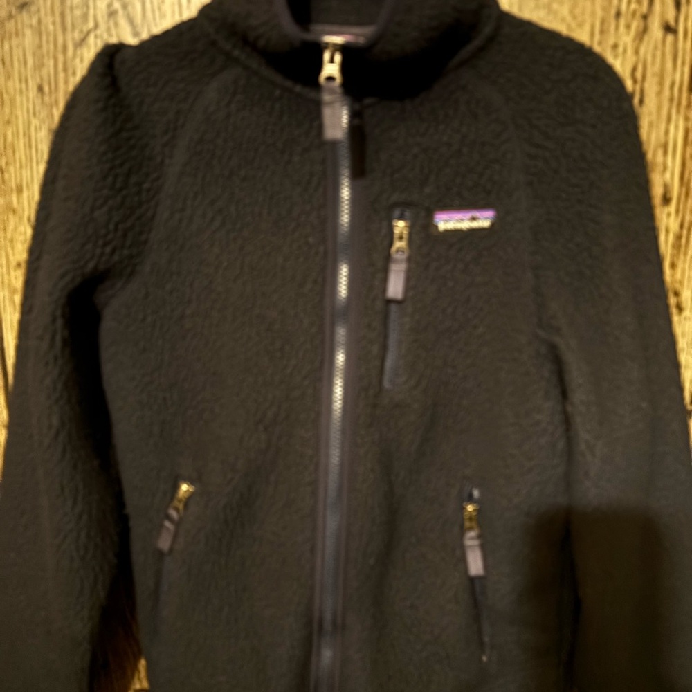 Patagonia 
Women's Pile Fleece Sherpa Jacket XS!